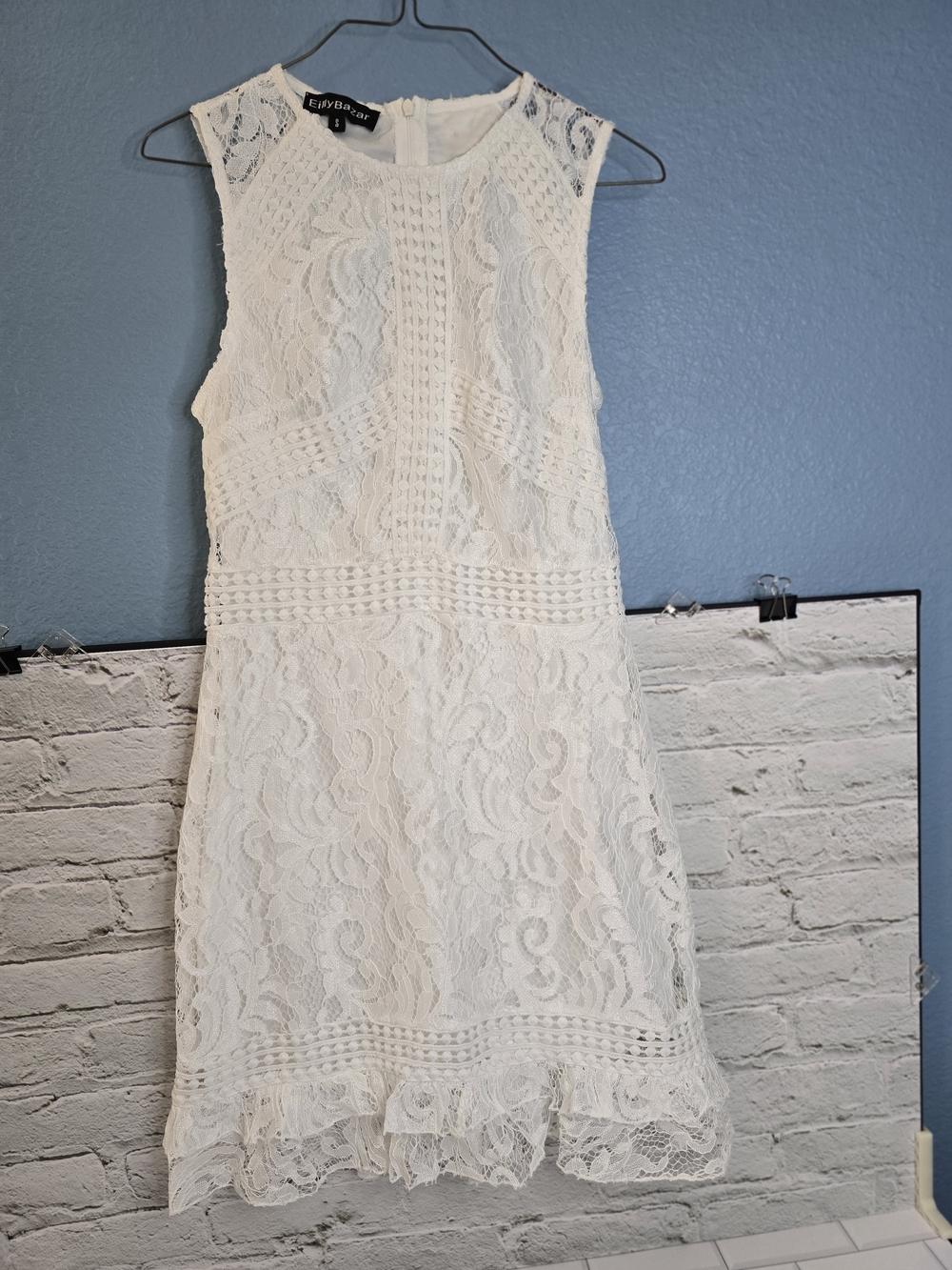 White Lace Sleeveless Dress Sz S